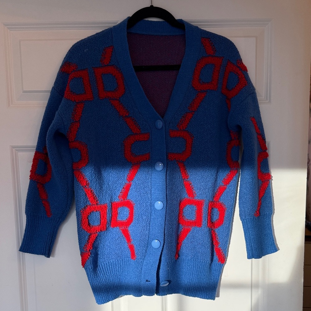 Blue and Red Patterned Women's Vintage Sweater